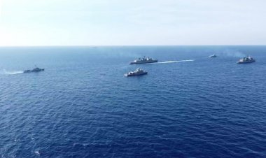 Turkish Aggression: Σε διάταξη μάχης ο Ελληνικός στόλος στο Καστελόριζο απέναντι στο Oruc Reis και τη «συνοδεία» του [Photos]