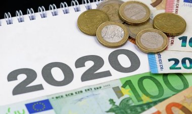 Christmas Bonus: Στις 24/12 η καταβολή αδειοδωροσήμου Χριστουγέννων 2020 στους εργατοτεχνίτες οικοδόμους