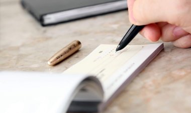 Financial support for business: Προς αναστολή 75 ημερών για τις επιταγές που λήγουν τον Ιανουάριο