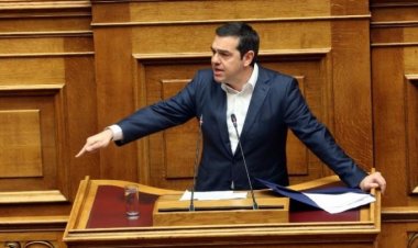 SYRIZA leader A. Tsipras:  Η κυβέρνηση έχει χάσει τον έλεγχο της πανδημίας και οδηγείται σε αντιδημοκρατικές μεθοδεύσεις