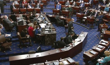 U.S. Senate votes to acquit Trump: Αθώος ο Ντόναλντ Τραμπ αποφάσισε η Γερουσία