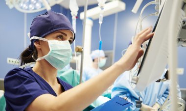 Coronavirus Disease: 884 νέα περιστατικά μόλυνσης –  326 νοσηλεύονται διασωληνωμένοι, 25 νέοι θάνατοι