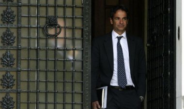 Scenarios for the elections: Αξιολογούν ημερομηνίες στο Μαξίμου!! Τα σενάρια περί πρόωρης κάλπης επανέρχονται στο προσκήνιο!!