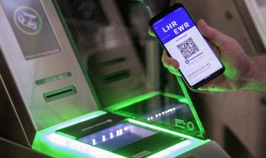 EU Covid Digital Green Certificate: Τη δημιουργία ψηφιακού πράσινου πιστοποιητικού πρότεινε η Κομισιόν - Πώς θα λειτουργεί