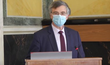 Coronavirus Pandemic - Τσιόδρας: Εφαρμογή μέτρων μέχρι να ολοκληρωθούν οι εμβολιασμοί!! Μία στις 100.000 πιθανότητα θρόμβωσης από το AstraZeneca!!
