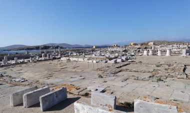 Tourism Season 2021: Η Daily Telegraph προτείνει 15 ελληνικά νησιά για τις φετινές καλοκαιρινές διακοπές