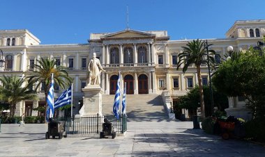 Municipality of Syros: Έκκληση για τήρηση των μέτρων κατά τη διάρκεια των εορτών απευθύνει ο Δήμος Σύρου - Ερμούπολης
