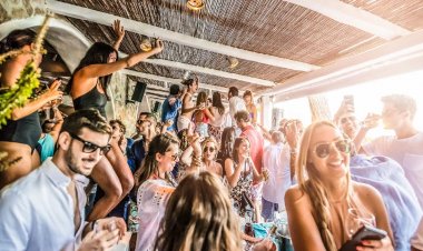 Lifting Restrictions:: Στις 7 ανακοινώσεις από Κικίλια και Χαρδαλιά - «Ελευθερώνεται» η διασκέδαση – Επιστρέφει η μουσική