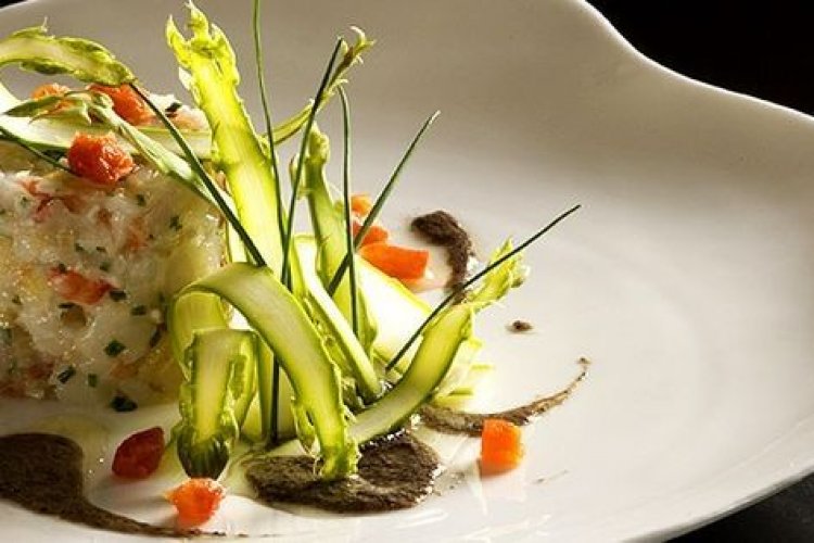 Grand Chef: Tartare tiède de gambas crues, vinaigrette aux truffes