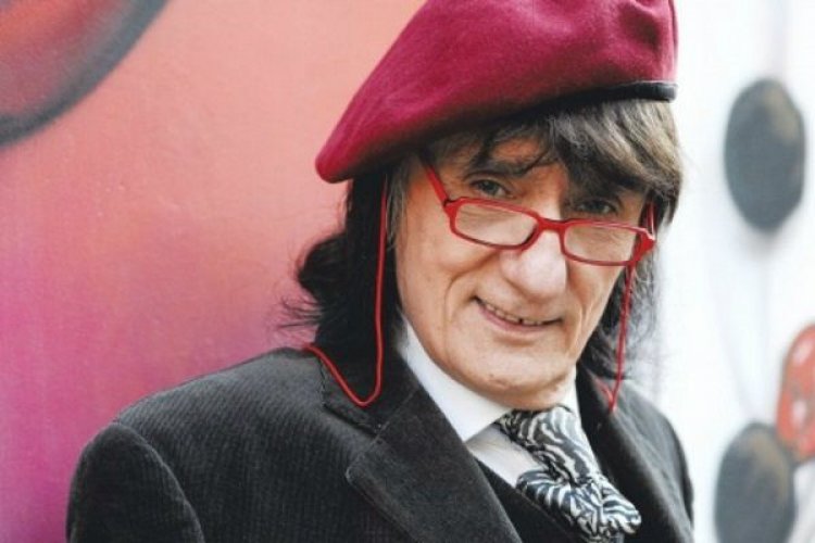 Στάθης Ψάλτης: Ο «εργάτης» της επιθεώρησης που υπηρέτησε τον Αριστοφάνη