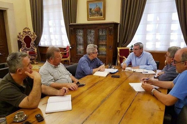 Με γιατρούς ετοιμότητας, διασώστες και ασθενοφόρα, η Περιφέρεια Νοτίου Αιγαίου ενισχύει το ΕΚΑΒ  σε Κυκλάδες και Δωδεκάνησα