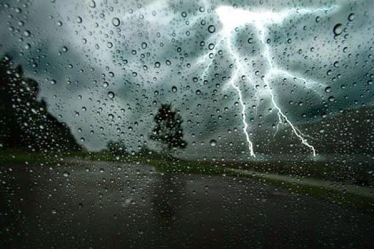 Ακραία καιρικά φαινόμενα σε περιοχές ανά την Ελλάδα - Που «χτυπά» πιο έντονα η κακοκαιρία - Αναλυτική πρόγνωση