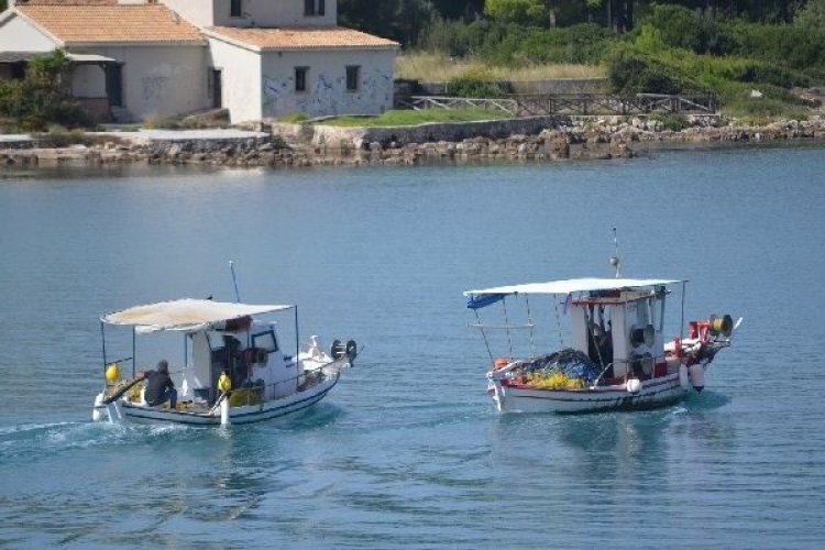 «Οριστική παύση των αλιευτικών δραστηριοτήτων» & «Διάλυση αλιευτικού σκάφους»