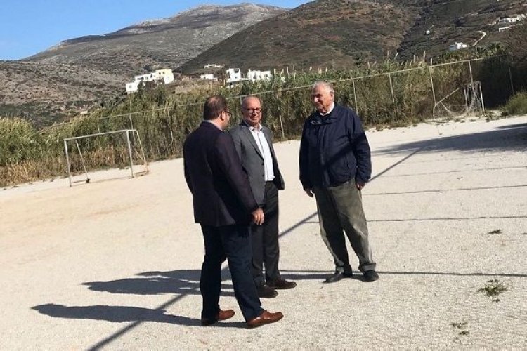 Στην Αμοργό ο Αντιπεριφερειάρχης Κυκλάδων και ο Αντιπεριφερειάρχης Μεταφορών, Ακτοπλοΐας και Επικοινωνιών