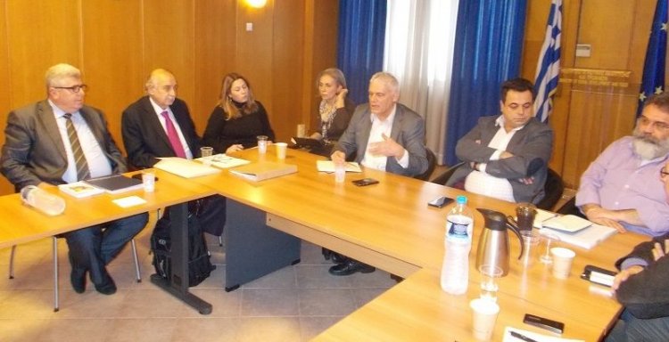 Πιλοτικό Πρόγραμμα συνεργατικών επιχειρήσεων στα μικρά Κυκλαδονήσια.