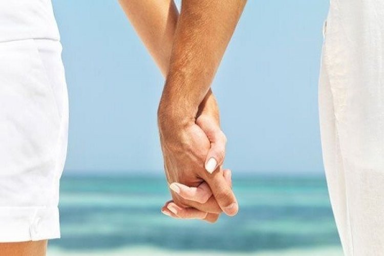 Το απλό κράτημα του χεριού είναι... παυσίπονο