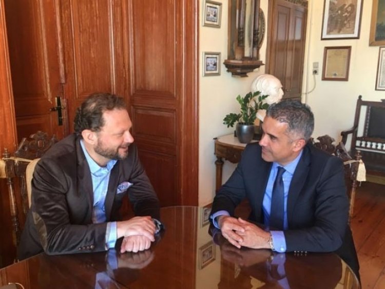 Συνάντηση του Δημάρχου Σύρου – Ερμούπολης Γιώργου Μαραγκού με τον πρόεδρο της ONEX Πάνο Ξενοκώστα