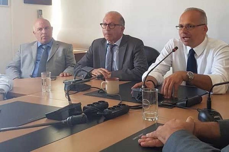 Στη Σίφνο παρευρέθη ο Αντιπεριφερειάρχης Κυκλάδων για την γιορτή του εορτασμού της Πολιούχου, Παναγίας Χρυσοπηγής