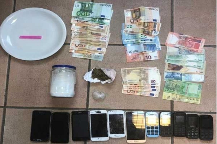Μύκονος: Εξαρθρώθηκε σπείρα διάπραξη κλοπών και διακίνησης ναρκωτικών