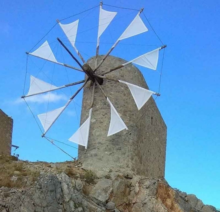 Από σήμερα «Το Λασίθι Ανοίγει Πανιά» και ζωντανεύουν οι ανεμόμυλοι του Οροπεδίου Λασιθίου