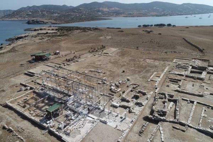 Ανασκαφικές και αναστηλωτικές εργασίες στο ιερό του Απόλλωνα στη θέση Μάνδρα του Δεσποτικού