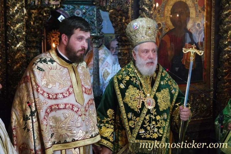 Χειροτονία εις Πρεσβύτερον και Χειροθεσία εις Αρχιμανδρίτη π. Αλεξίου στην Ι. Μονή Παναγίας Τουρλιανής στη Μύκονο (Εικόνες &amp; Videos)