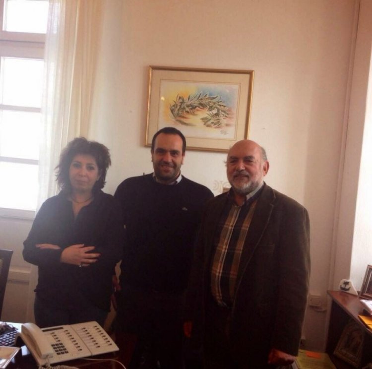 Ο Δήμαρχος Κ. Κουκάς υποδέχθηκε τον Βουλευτή Κυκλάδων Ν. Συρμαλένιο