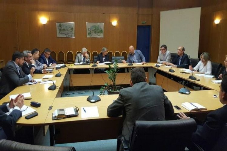 Αταλάντευτη η  Περιφέρεια Ν. Αιγαίου στον στόχο υλοποίησης του δικτύου υδατοδρομίων στα νησιά