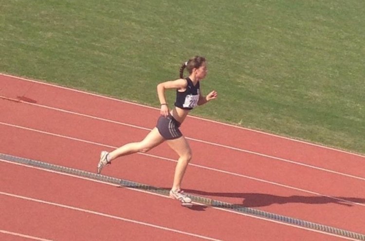 Η Καλλιόπη Συκινιώτη ενισχύει την ομάδα στίβου του Α.Ο Μυκόνου