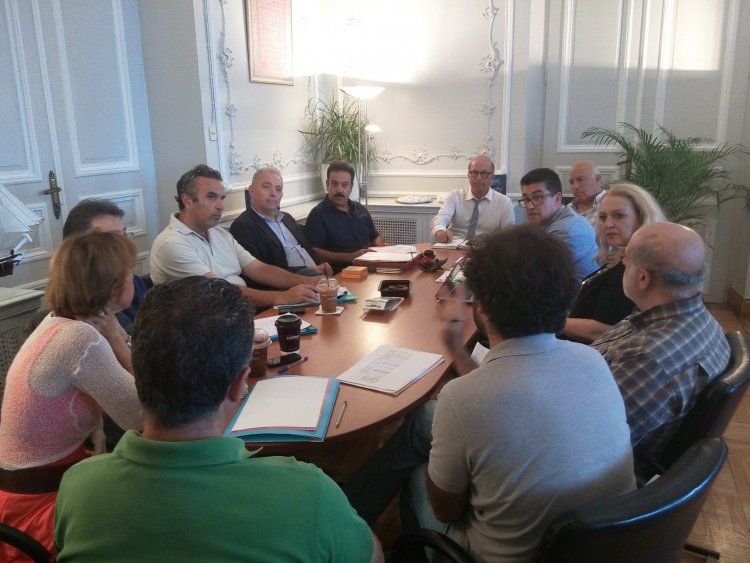 Σύσκεψη υπό τον Αντιπεριφερειάρχη Λεονταρίτη για τα λιμενικά έργα της Σίφνου