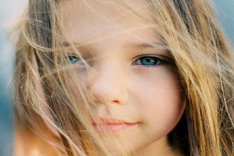 Πες μου μια φορά «καλά να περάσεις», όχι «πρόσεχε»