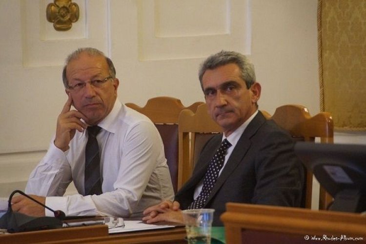 Σε νέα βάση με προοπτική ολοκλήρωσης, θέτει το έργο του νέου δρόμου Αεροδρόμιο – Φηρά - Οία στη Σαντορίνη, η Περιφέρεια Ν. Αιγαίου