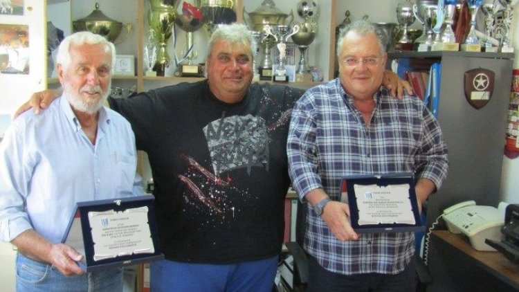 Ο Α.Ο. Μυκόνου τίμησε τους χορηγούς Κουκουζέλη και Μάνεση!!