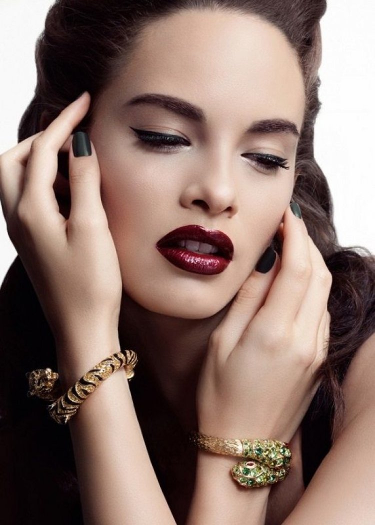 Επιλέξτε την κατάλληλη απόχρωση στο Σκούρο Κραγιόν, ανάλογα με τον Τόνο του Δέρματός σας!!