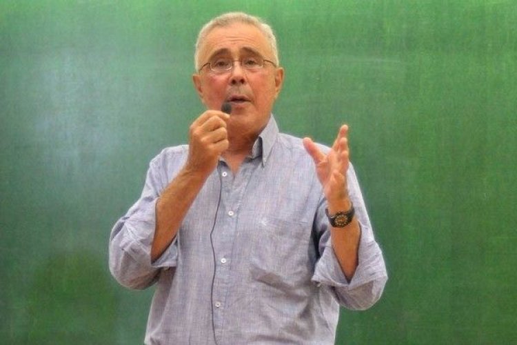 Κ. Ζουράρις: Αρχαία Ελληνικά στα Γυμνάσια και Λύκεια