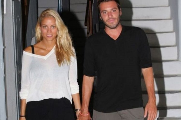 Νομικού-Θεοδωρίδης: Το «Save the date 10.6.2017 Μύκονος Wedding of Dimitris & Doukissa» μήνυμα για τον γάμο τους!!