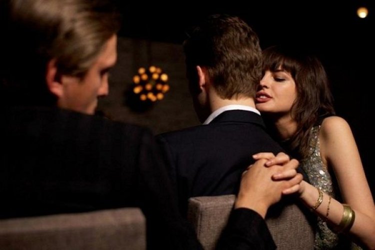 Άπιστη γυναίκα: Αυτά είναι τα χαρακτηριστικά της