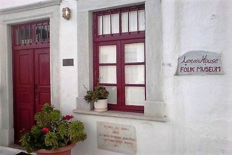 Ενημέρωση για την λειτουργία του παραρτήματος του Λαγραφικού Μουσείου Μυκόνου το "Σπίτι της Λένας"