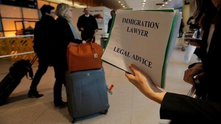 Ο Τραμπ βλάπτει σοβαρά τον τουρισμό με τις απαγορεύσεις