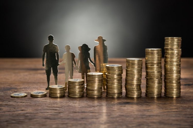 'Εφη Αχτσιόγλου: «Το μέτρο της μείωσης του αφορολόγητου το θεωρούμε και αυτό αχρείαστο δημοσιονομικά»