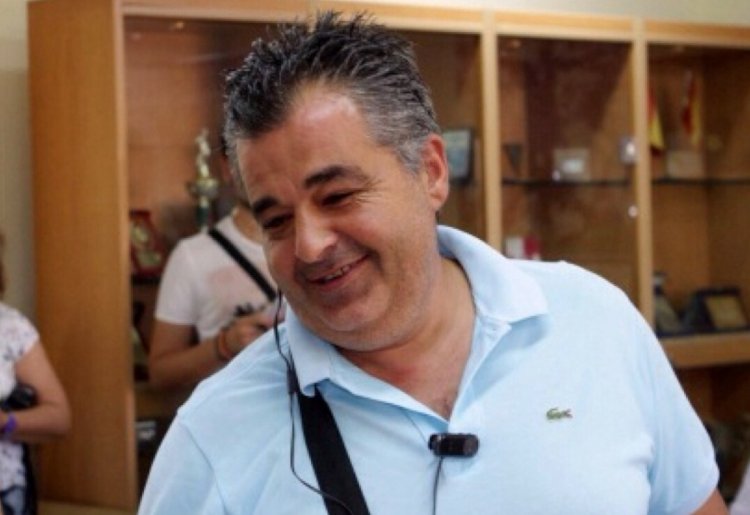 Υποψήφιος με την παράταξη “Μπροστά το Νότιο Αιγαίο” του  Γ.  Χατζημάρκου, ο Παναγιώτης Διακοφώτης, πρόεδρος της ΕΠΣΔ