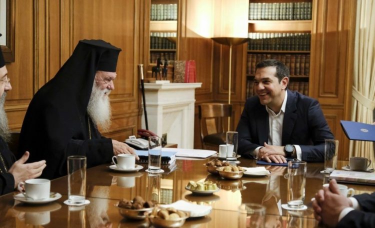 Μισθοδοσία κληρικών: Με κανόνες δημοσίου οι πληρωμές - Δεν αλλάζει το καθεστώς μονιμότητας