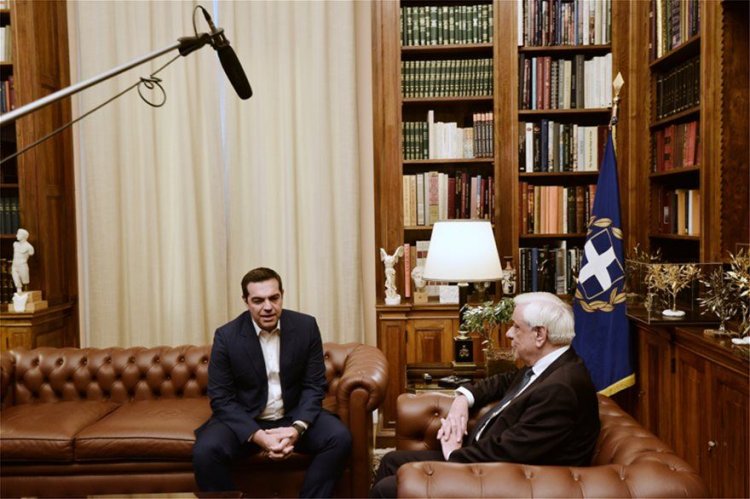 Παρατήθηκε η κυβέρνηση-Πρόωρες εκλογές την 7η Ιουλίου για να μη διαταραχθεί η οικονομία