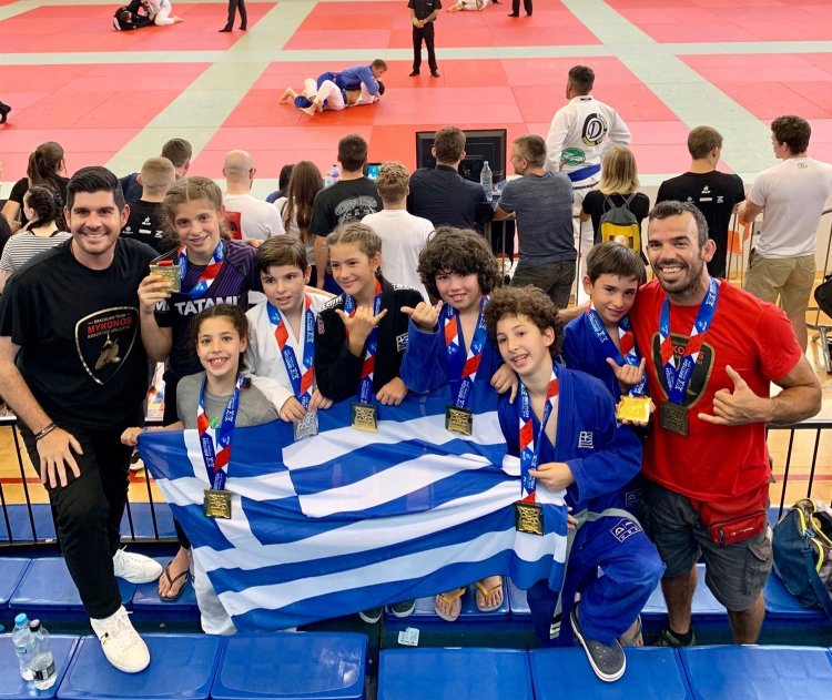 Γούρικος ο Ατζαμόγλου - Εξι Χρυσά, ένα Ασημένιο και ένα Χάλκινο για την Μύκονο στους Διεθνείς Αγώνες Brazilian jiu-jitsu στο Λονδίνο