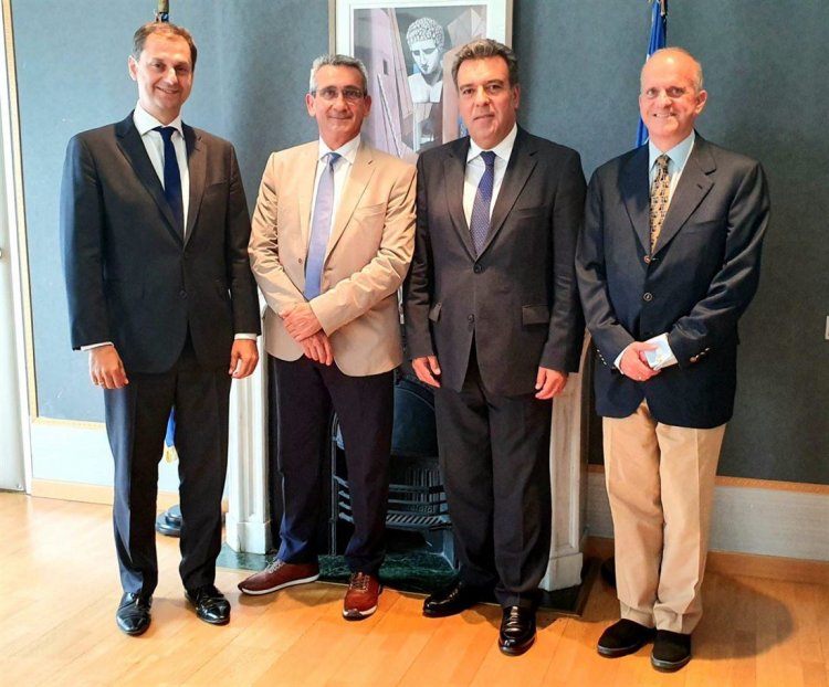 Στις 23 Ιουλίου στο πλαίσιο του πρώτου νομοσχεδίου, θα κατατεθεί η ρύθμιση για την κατάργηση της απλής αναλογικής