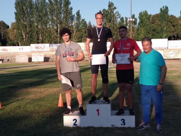 O Βλαντιμίρ Ναουμένκο του Α.Ο. Μυκόνου θα εκπροσωπήσει την εθνική ομάδα στην συνάντηση Π-Κ Ελλάδα/Κύπρος