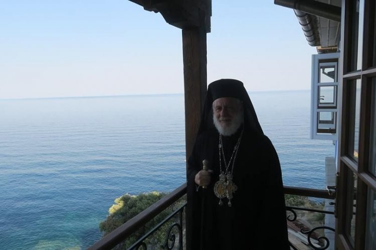 Ο Σεβασμιώτατος Δωρόθεος Β’ έδωσε πατρικές ευχές και συγχαρητήρια σε όλους στους μαθητές που συμμετείχαν στις Πανελλαδικές Εξετάσεις