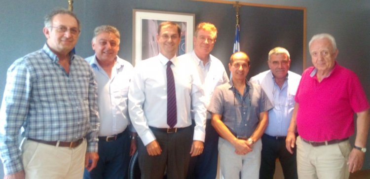 Συνάντηση με τον υπουργό Τουρισμού, οι Ομοσπονδίες Τουριστικών Καταλυμάτων