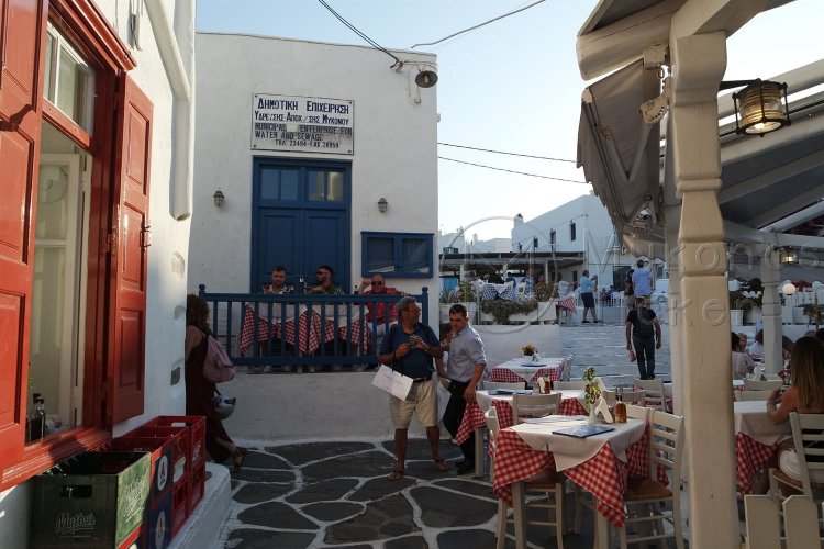 Φιλόδημος: Παρατείνονται οι προθεσμίες στις προσκλήσεις για Επικαιροποίηση Σχεδίων ΔΕΥΑΜ και Αναβάθμιση των Στάσεων επιβατικού κοινού [Απόφαση]