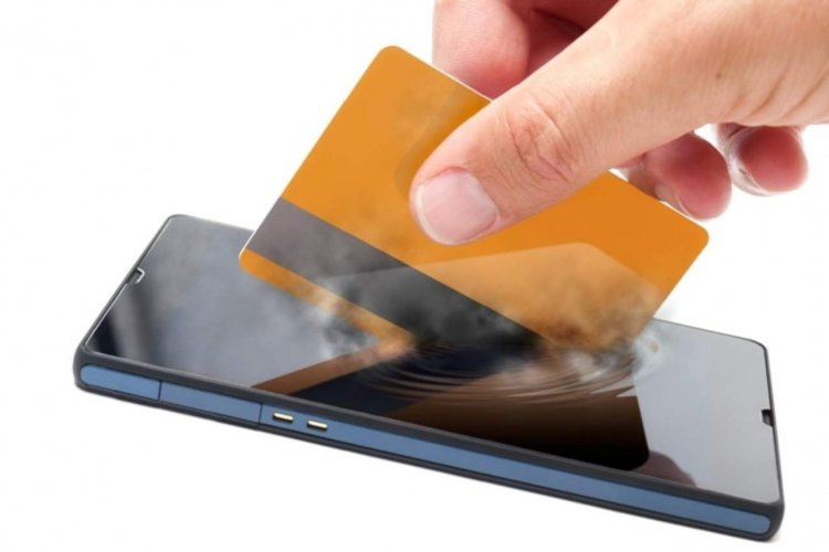 Αφορολόγητο: Υποχρεωτική και για τους Ελεύθερους Επαγγελματίες η συλλογή e-αποδείξεων